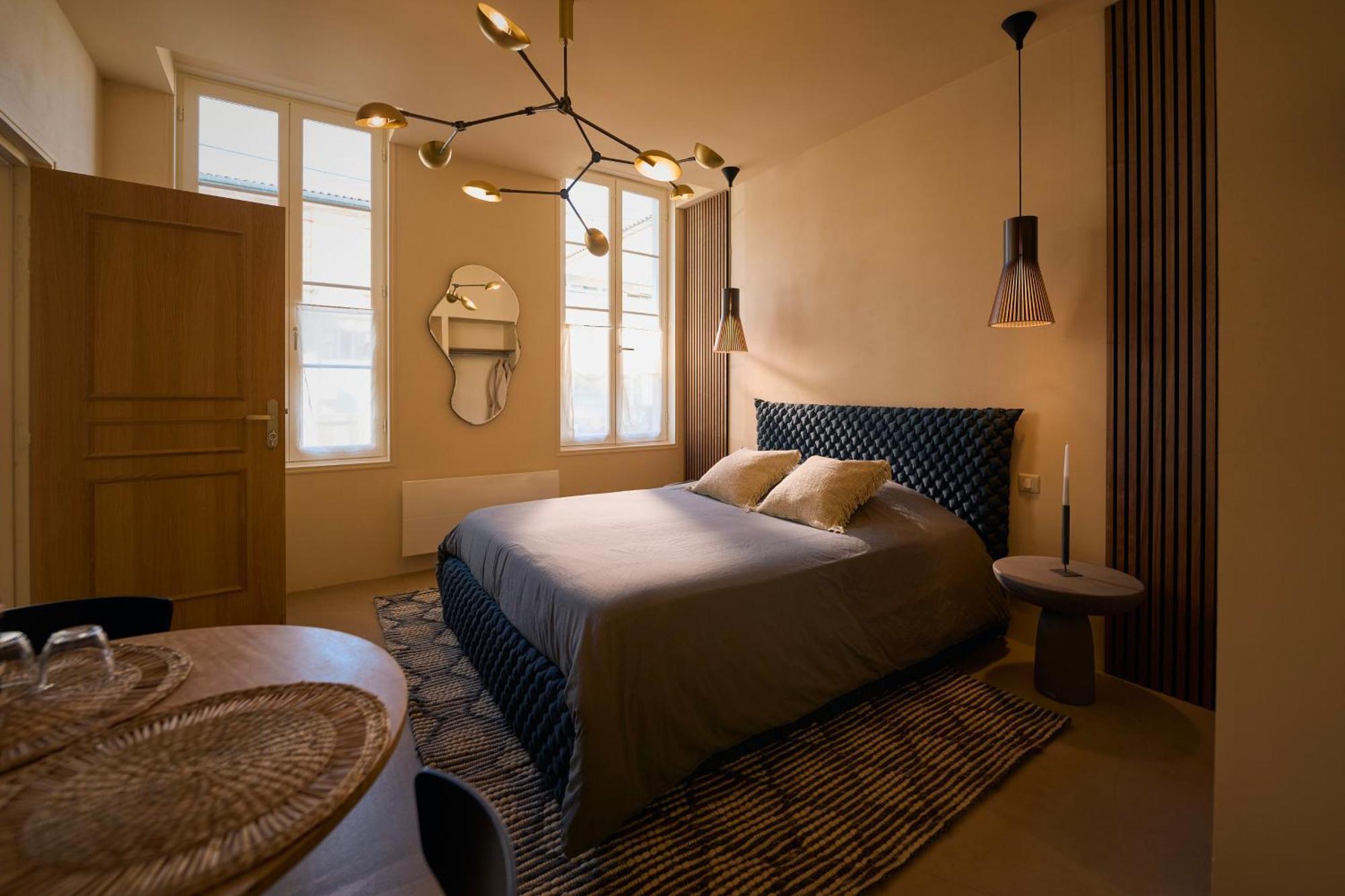 Suite Atypique - Jacuzzi Privatif En Centre Ville De Cognac Exteriör bild